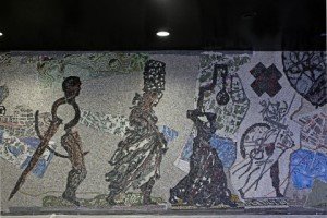 Metropolitana-di-Napoli-stazione-Toledo-mosaici-di-William-Kentridge-480x320